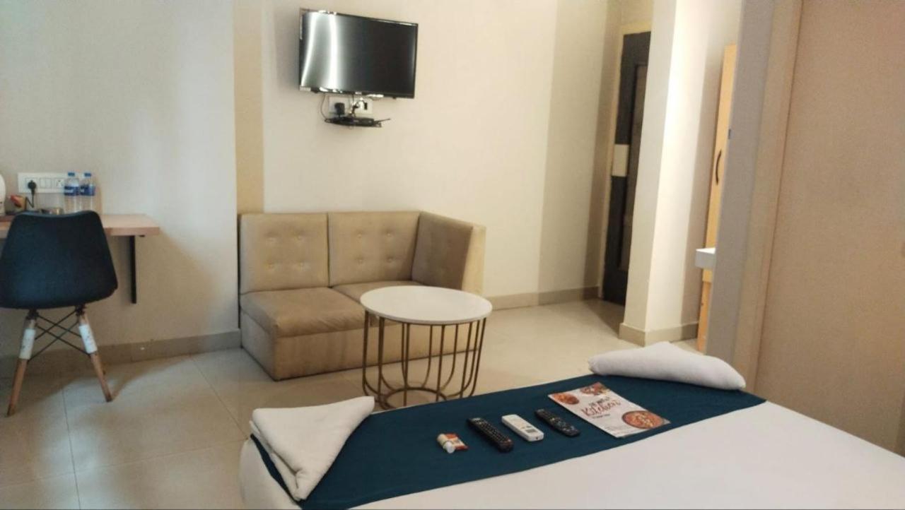 Hotel Mayfair Tower كولكاتا المظهر الخارجي الصورة